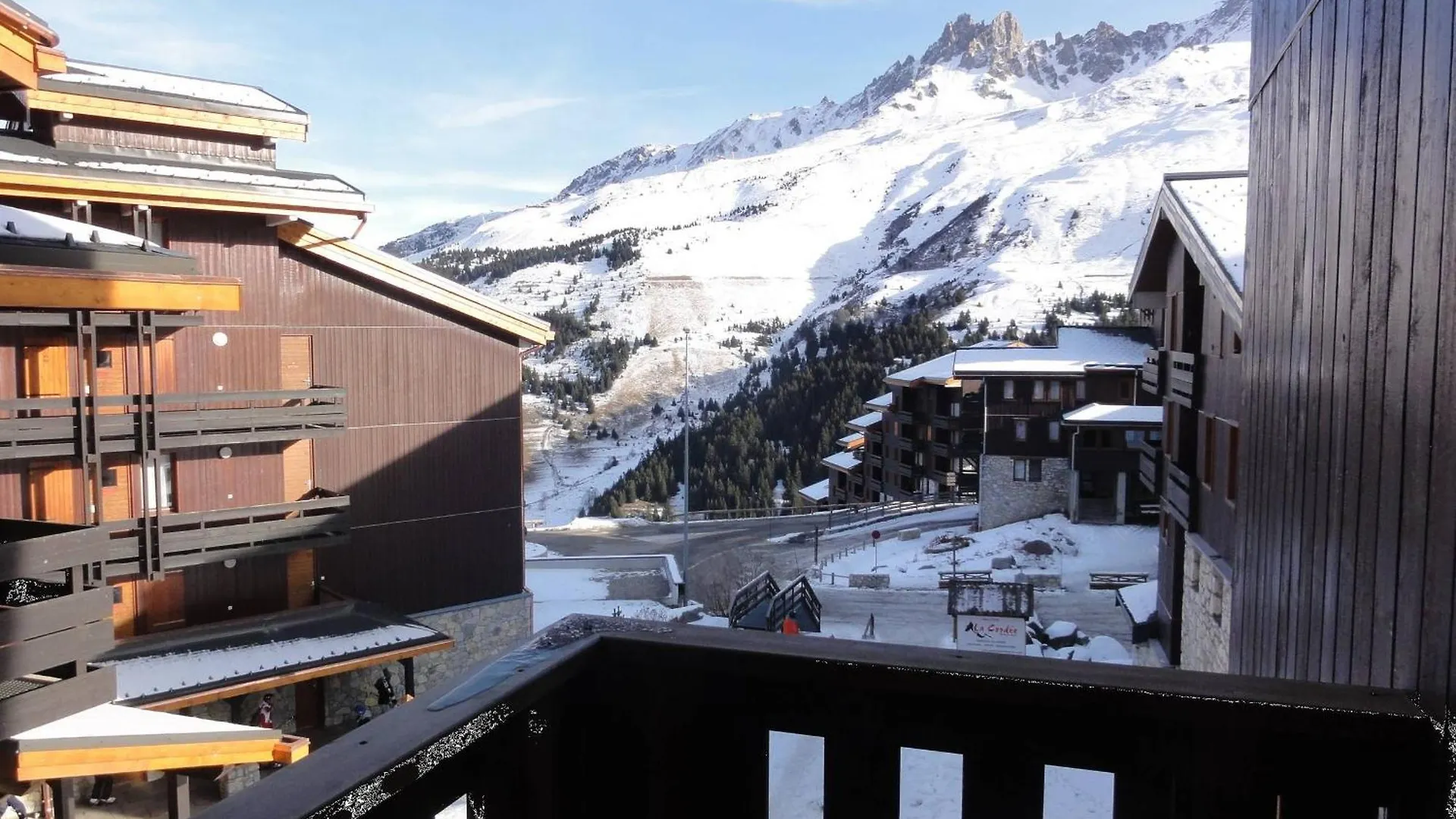 Chalet Cosy Aux Pieds Des Pistes, Proche Commerces, Meribel Mottaret - Fr-1-355-131 0*,  France
